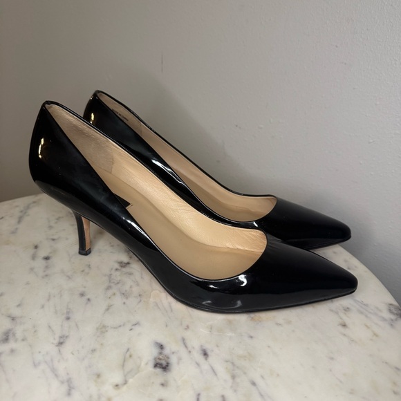 Ann Taylor size 8.5 Black Patent Leather Heels shoes Career pumps - Picture 2 of 8